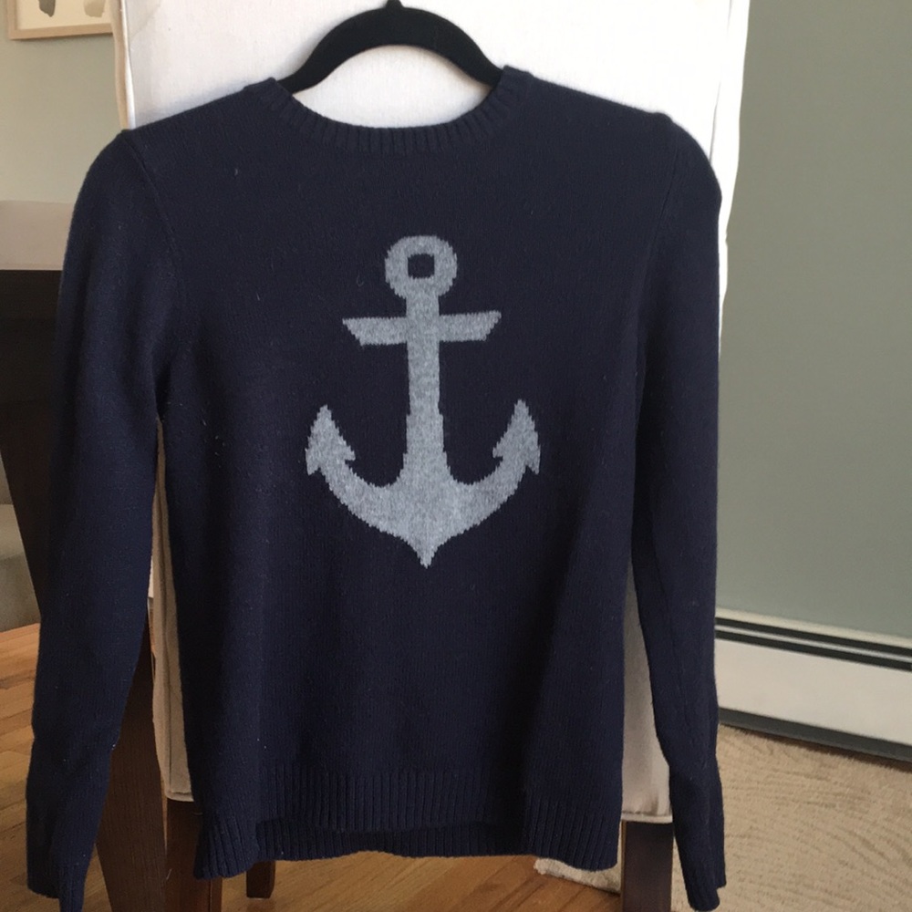 Vineyard Vines sweater, XS.